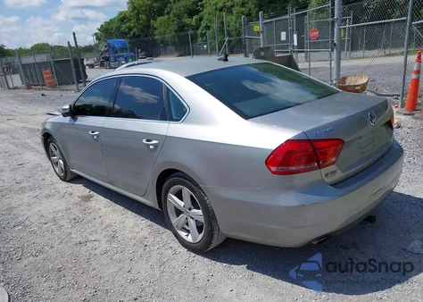 2013 Volkswagen Passat 2.0L Tdi Se из США, поврежденный, VIN 1VWBN7A33DC055569